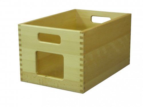 Masivní box s okýnkem
